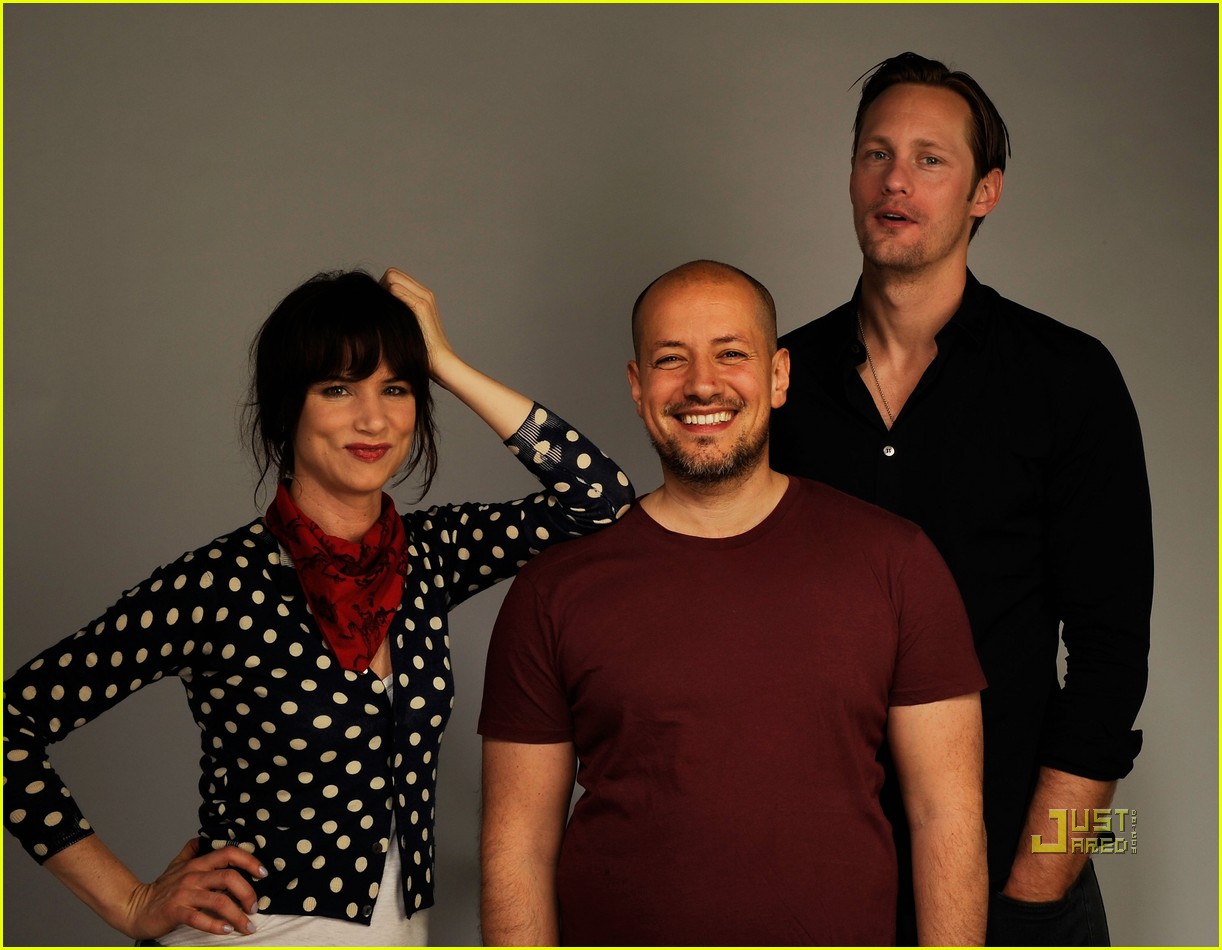 http://4.bp.blogspot.com/_c8CR2xg8H50/S9VSBdo3TbI/AAAAAAAALLs/jtkE4Ua3G-w/s1600/alexander-skarsgard-metropia-press-conference-12.jpg