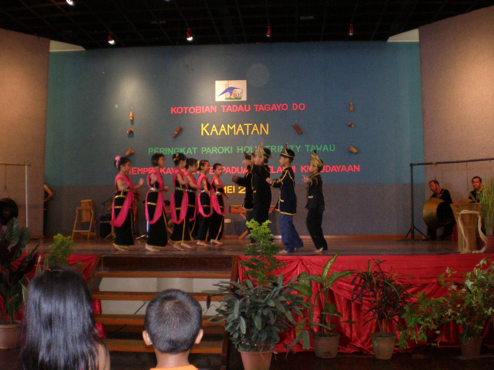 [Kaamatan+celebration-HTC+Tawau.JPG]