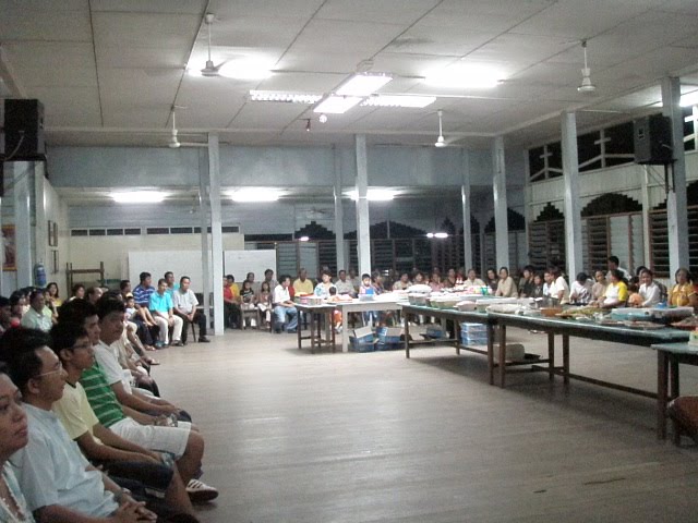 [Antara+Umat+yg+hadir.JPG]