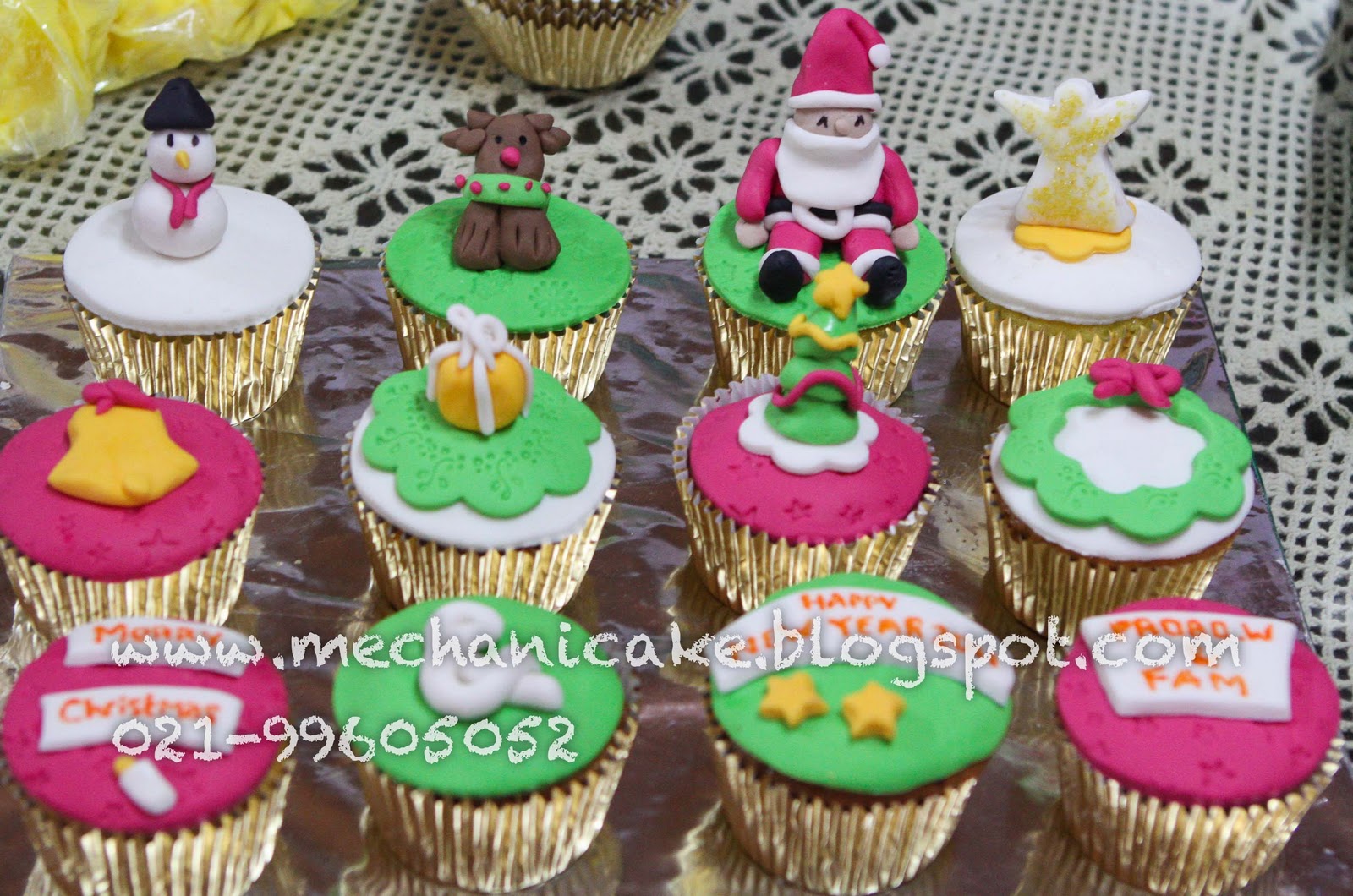 MechaniCake: christmas cupcake 2set