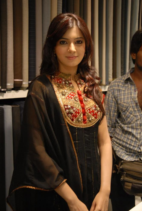 samantha new look in shoping mallfirst in hot images