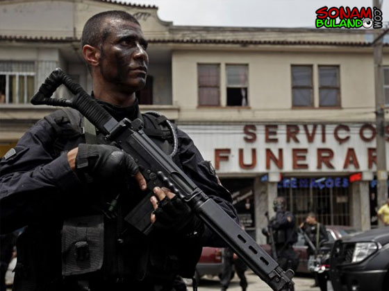 http://4.bp.blogspot.com/_cIo9EfwA9j8/TPAYruf_imI/AAAAAAAADA0/l5V0qAtK-iE/s1600/guerra+11.jpg