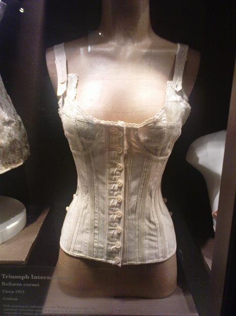 [reform-corset.jpg]