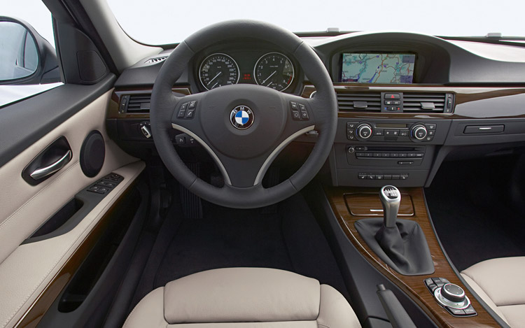 The 2011 BMW X5 xDrive35i is