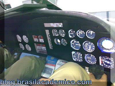 Simulador de Helicóptero - Painel