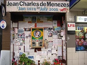 Homenagem à Jean Charles na estação de Stockwell