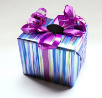 wrapping gift
