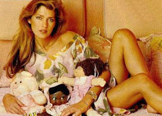 Caroline Tula Cossey Caroline Tula Cossey