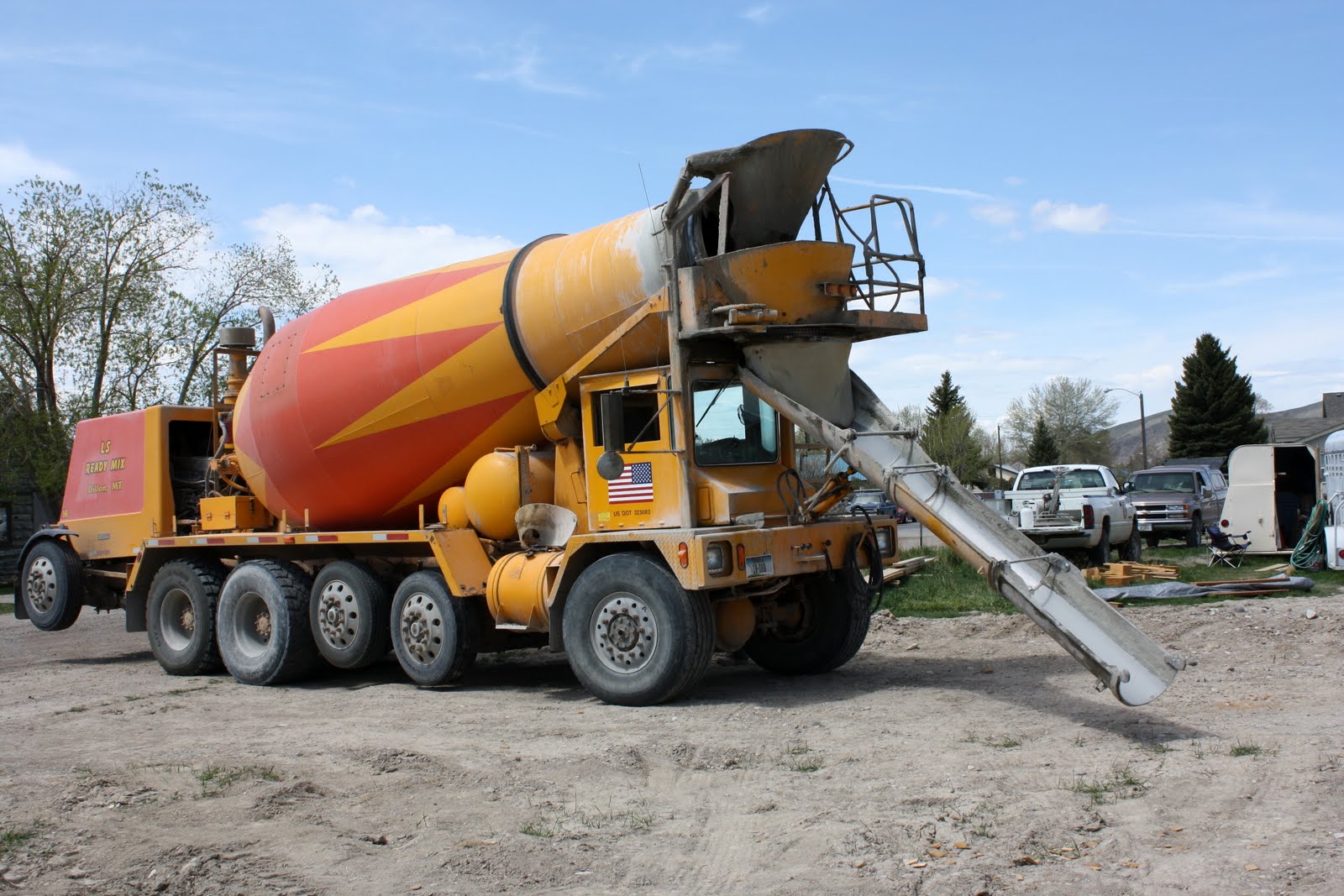 A Homemaker's Journal: cement trucks rate up there with trains