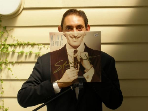 [bringing_album_covers_to_life_1.jpg]