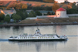 Wolfe Islander III