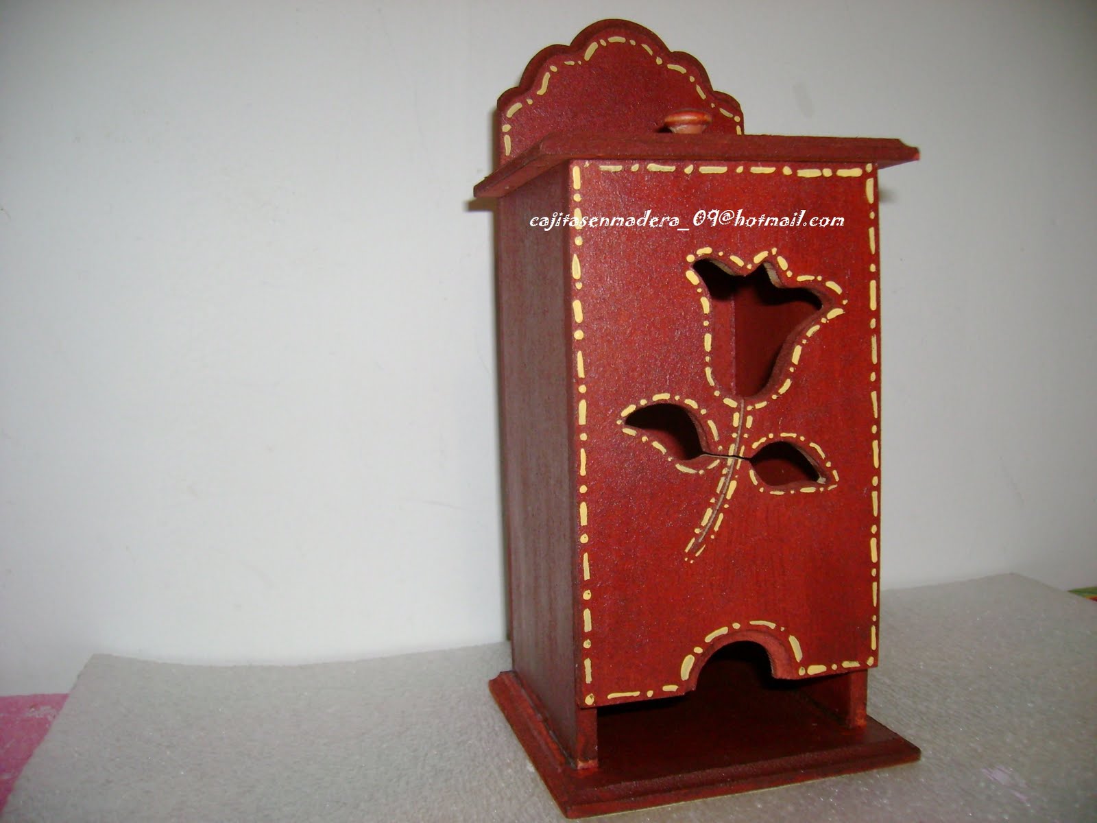 ARTESANIAS EN MADERA: UTILITARIOS DE COCINA