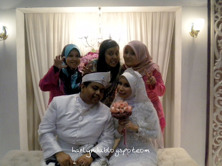 Perempuan+jujur