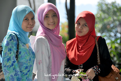 Perempuan+jujur