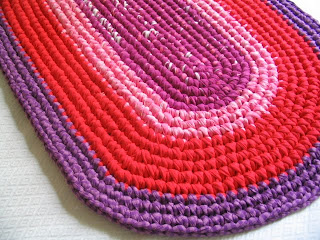 alfombra tela6 - Aprendiendo a combinar colores en la decoración