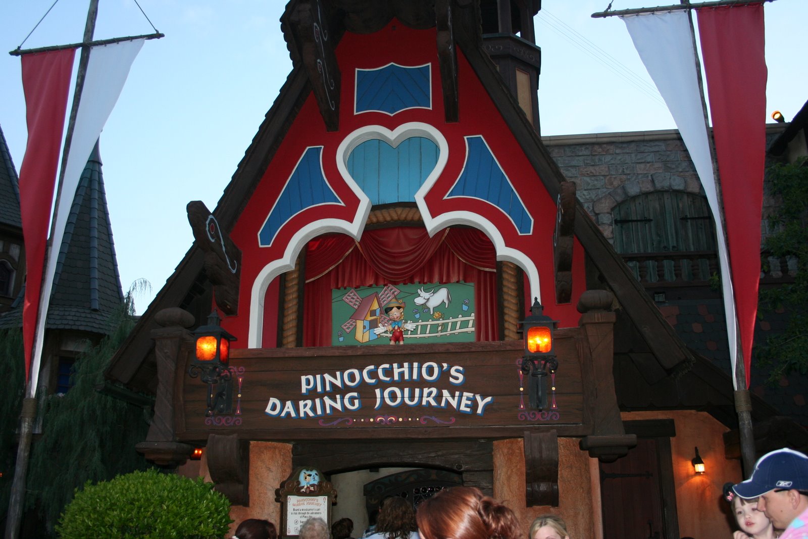 [disneyland+038.JPG]