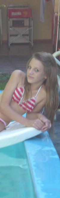 Si algun dia me ves con otro no pienses que deje de amarte,