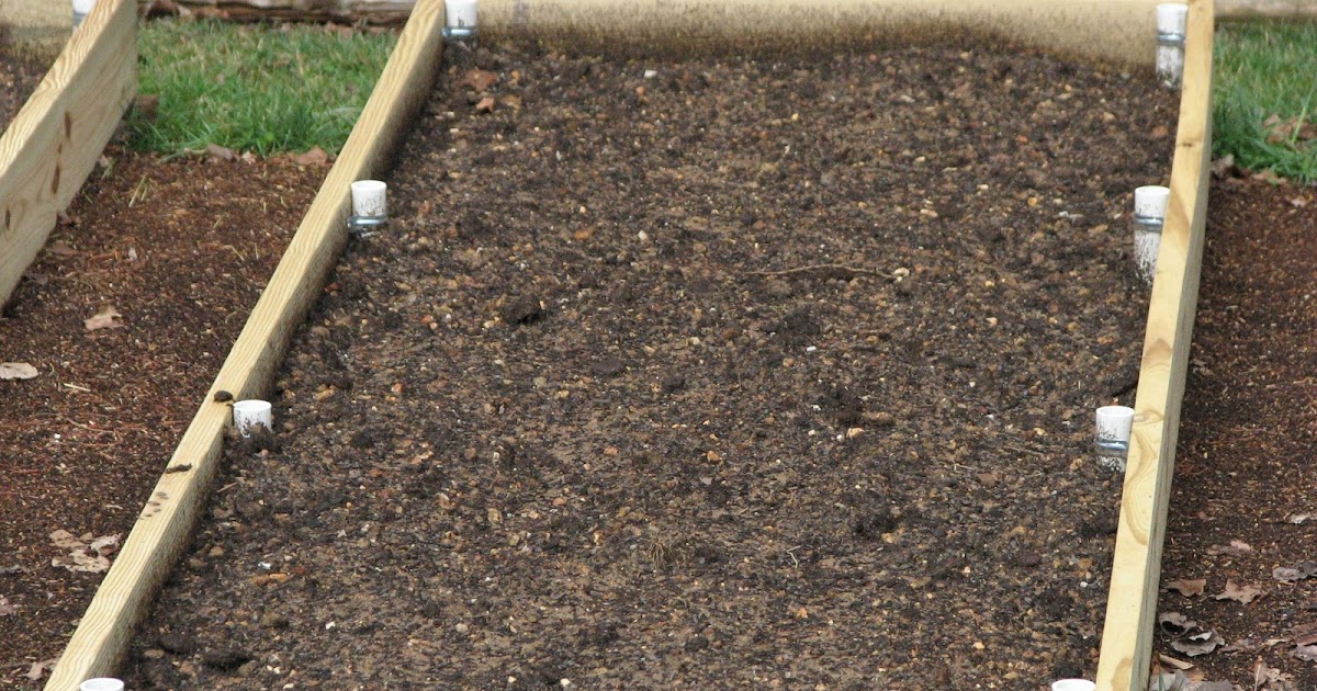 Skip's Edible Garden PVC Foundations for Raised Beds