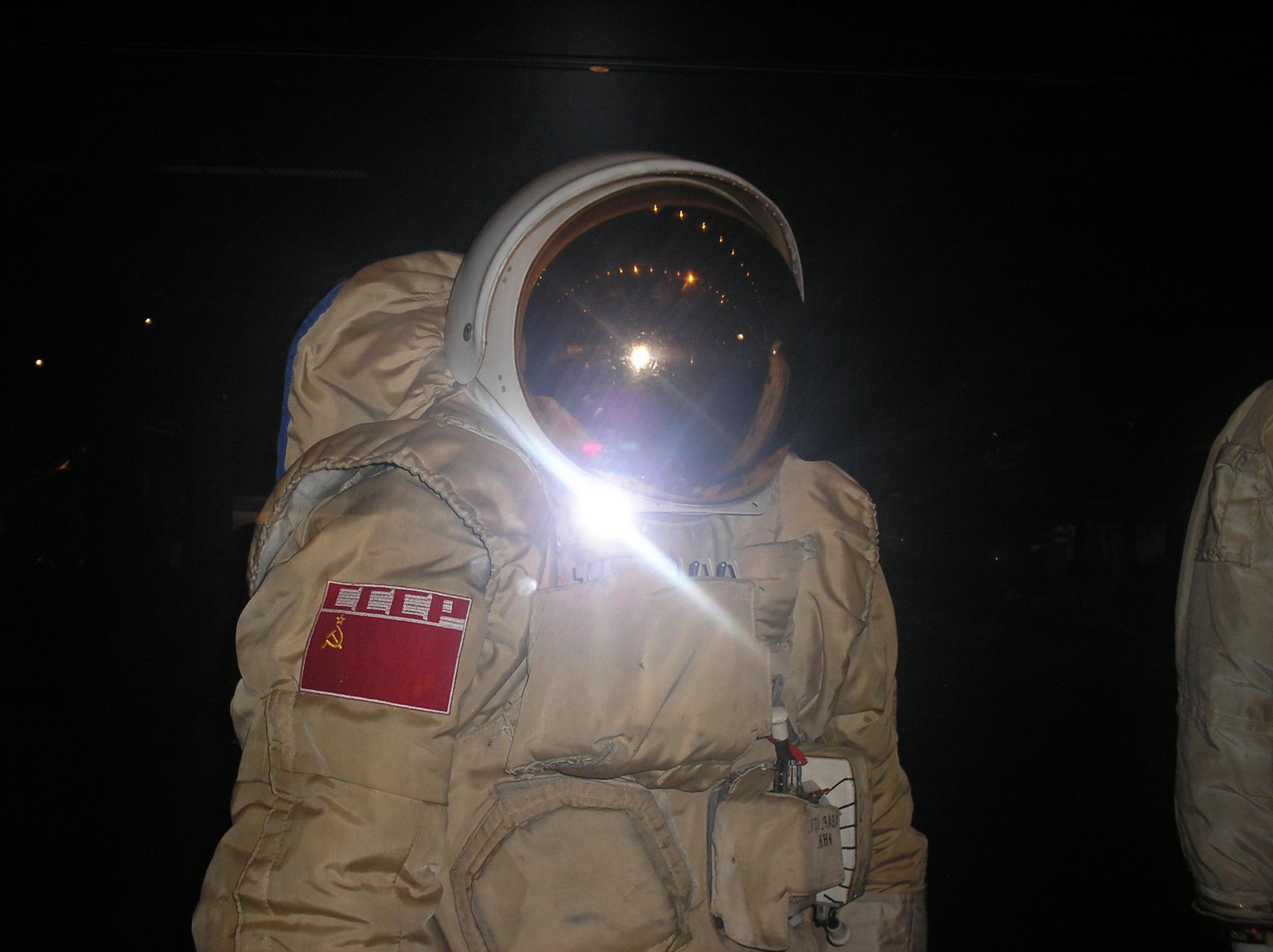 [PA270510.JPG]