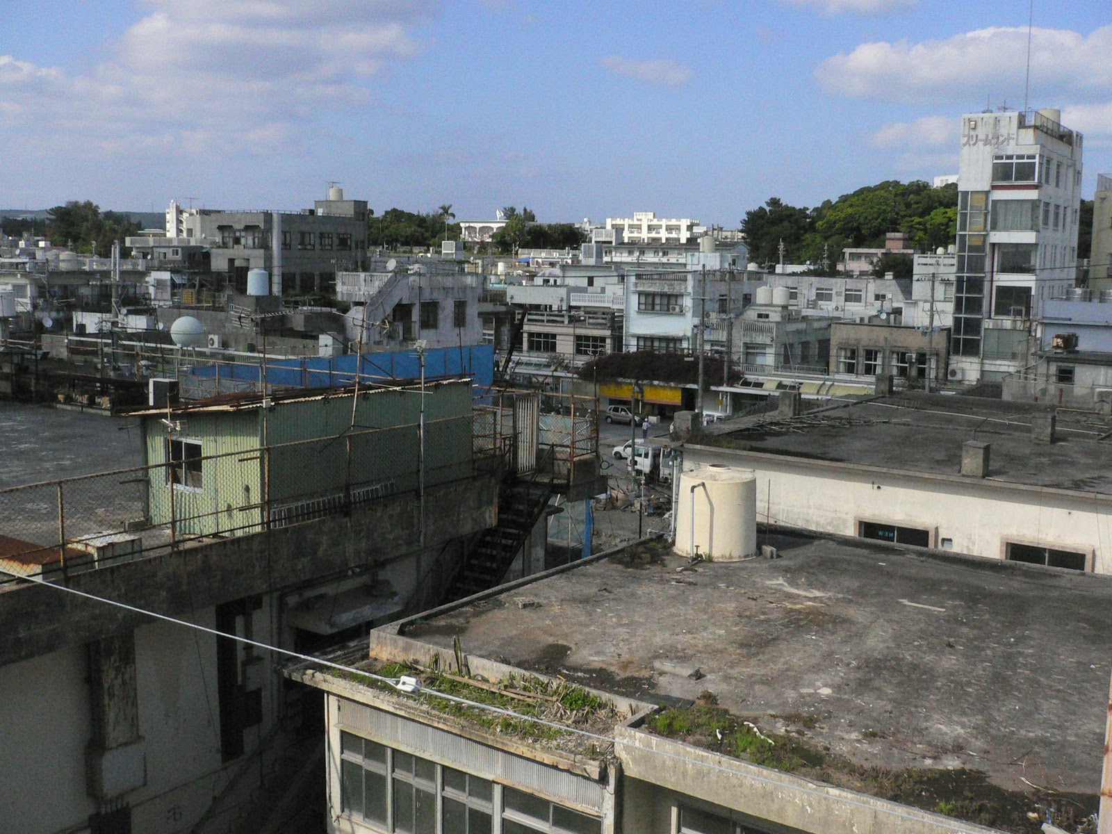 [P1080037.JPG]