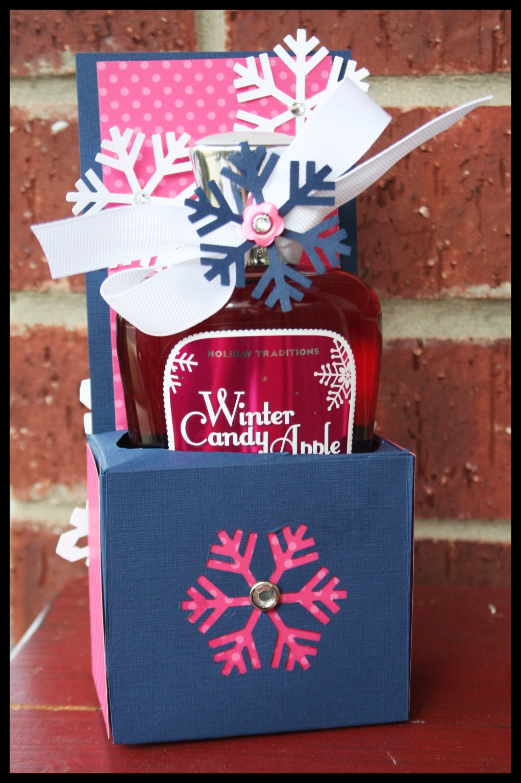 Secret Santa Gift BaBW Body Wash Holder Pink Buckaroo Designs