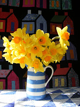 Daffodils make me smile