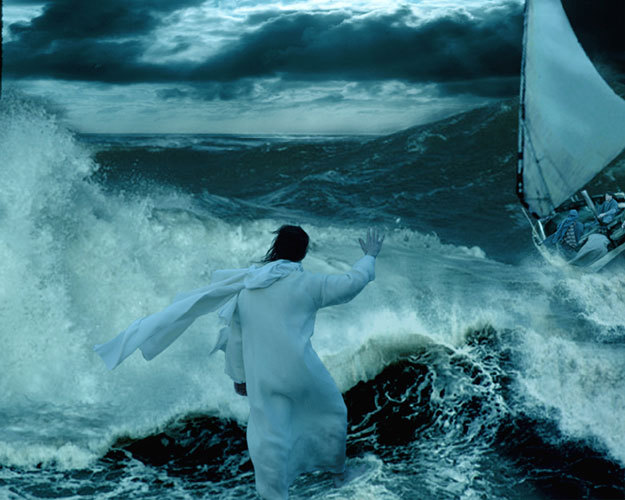 [jesus-walking-on-water.jpg]