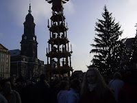 Der Dresdner Weihnachtsbaum mit Pyramide