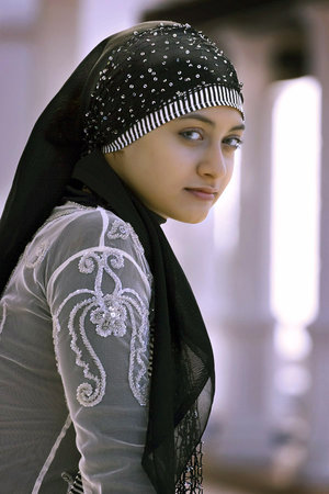 [jilbab-gaya-modern-cantik-07.jpg]