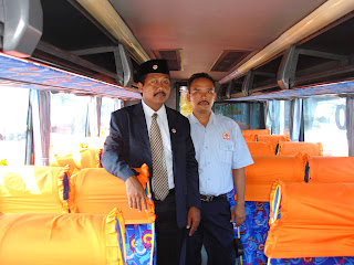 Kru bus malam