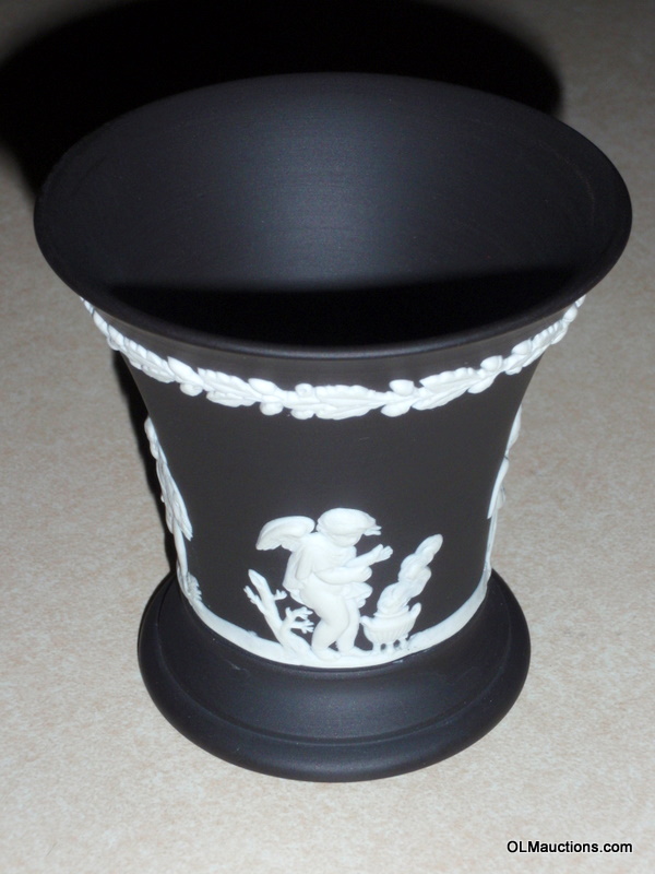 Wedgwood For Sale 31/2" Black Wedgwood Jasperware Vase