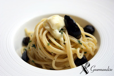 Gourmandise Aglio e olio com alho negro