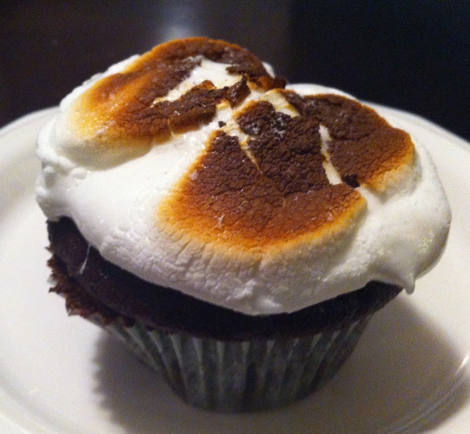 Amy's Kitchen Toasted Marshmallow Cupcakes