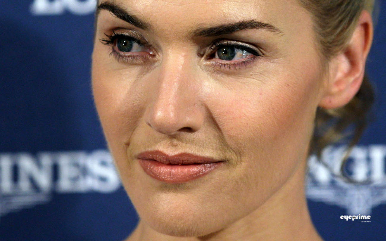 Kate Winslet Hairy 103