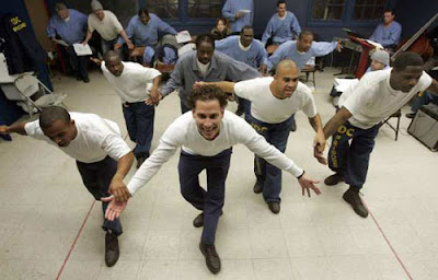 inmates prison shakespeare rialto colony drama yard trade california men