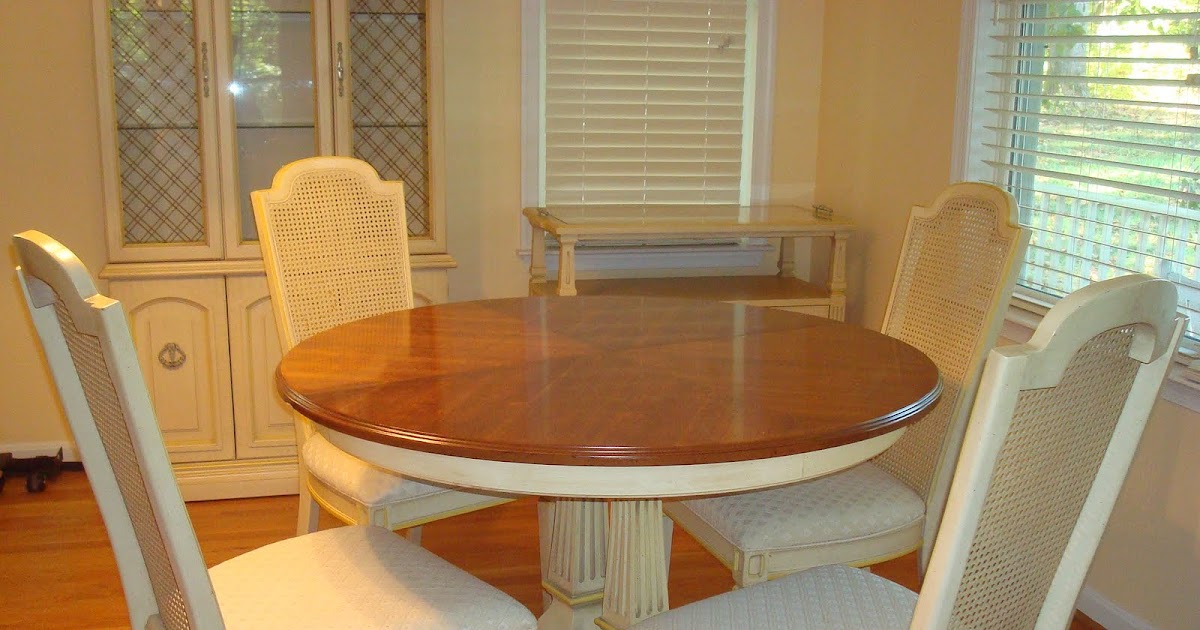 IC Auction 2009 French Provincial Dining Room Set