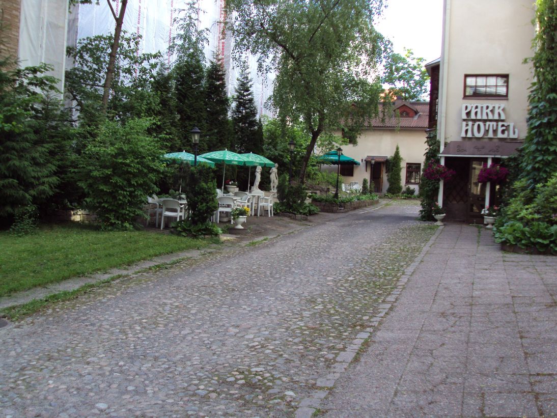 [parkohotell3.jpg]