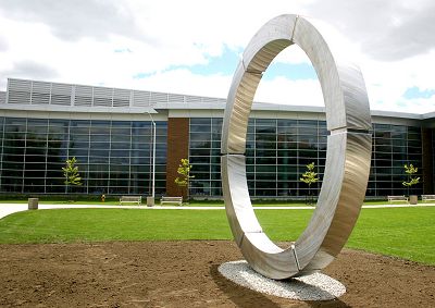 [circle-sculpture-source.jpg]
