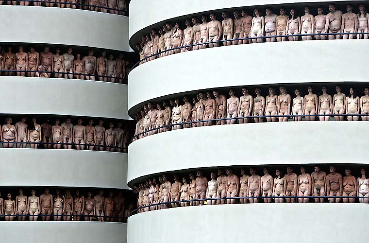 [spencer_tunick5.jpg]