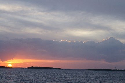 [Susan+Knights+-+Island+Sunset.jpg]