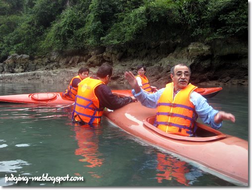 [halong+bay+21.jpg]