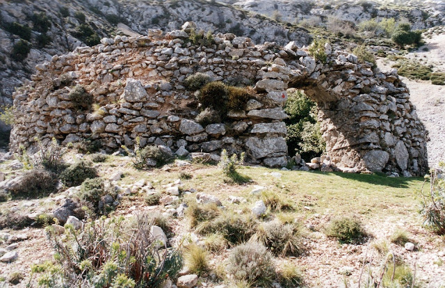 Nevera font del Noguer Serrella