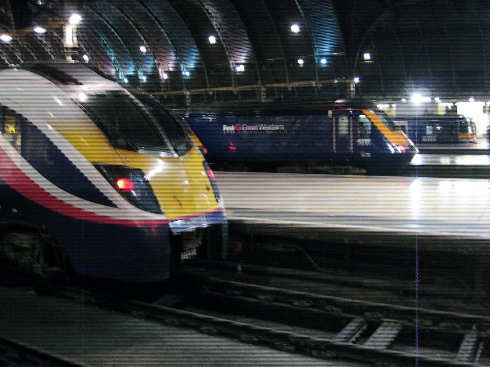 [FGW+train.JPG]