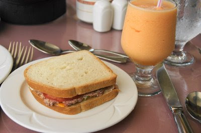 bullybeef+sandwich.jpg