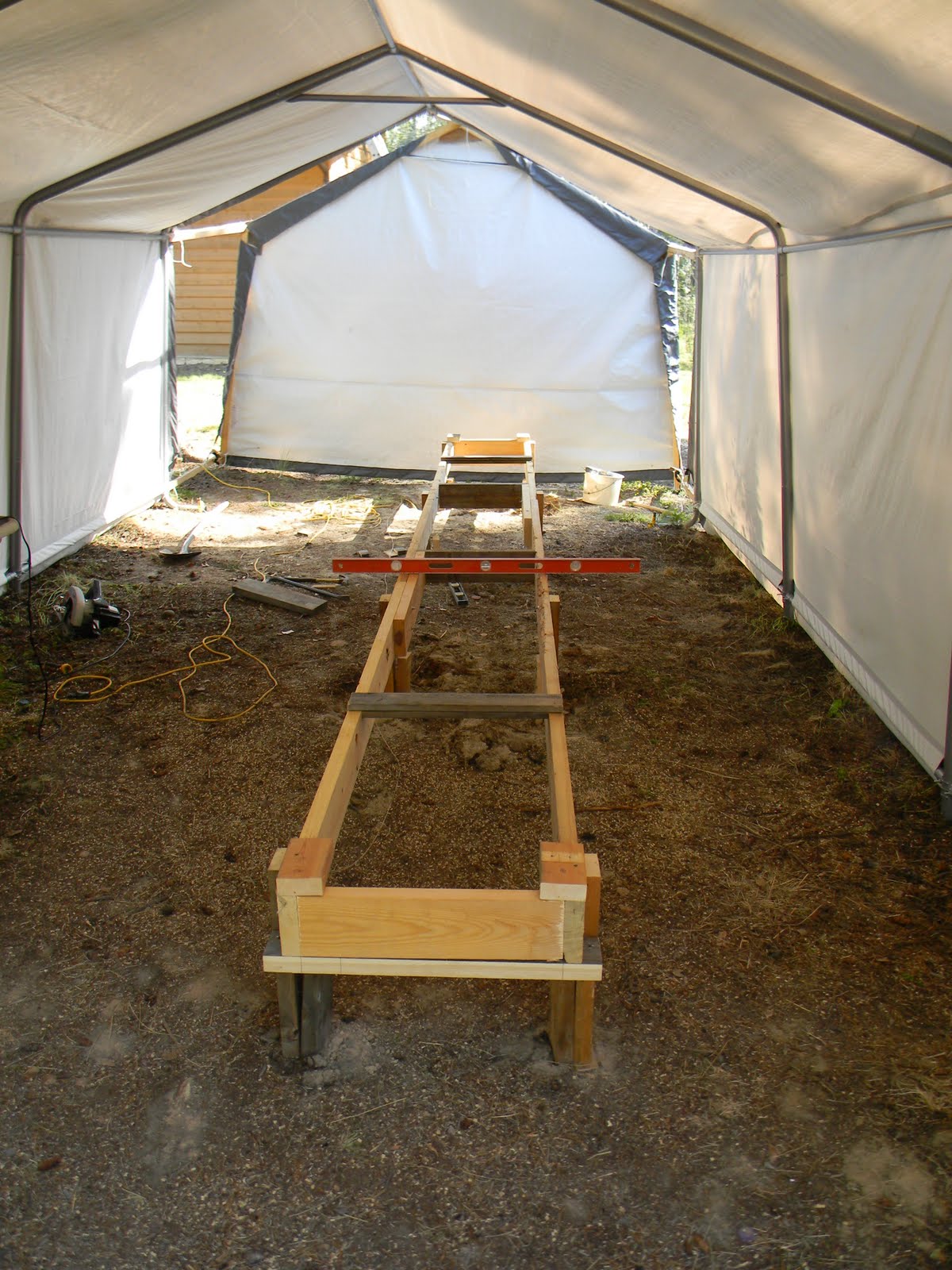 Building a Caledonia Yawl Building a Caledonia Yawl in the great outdoors.