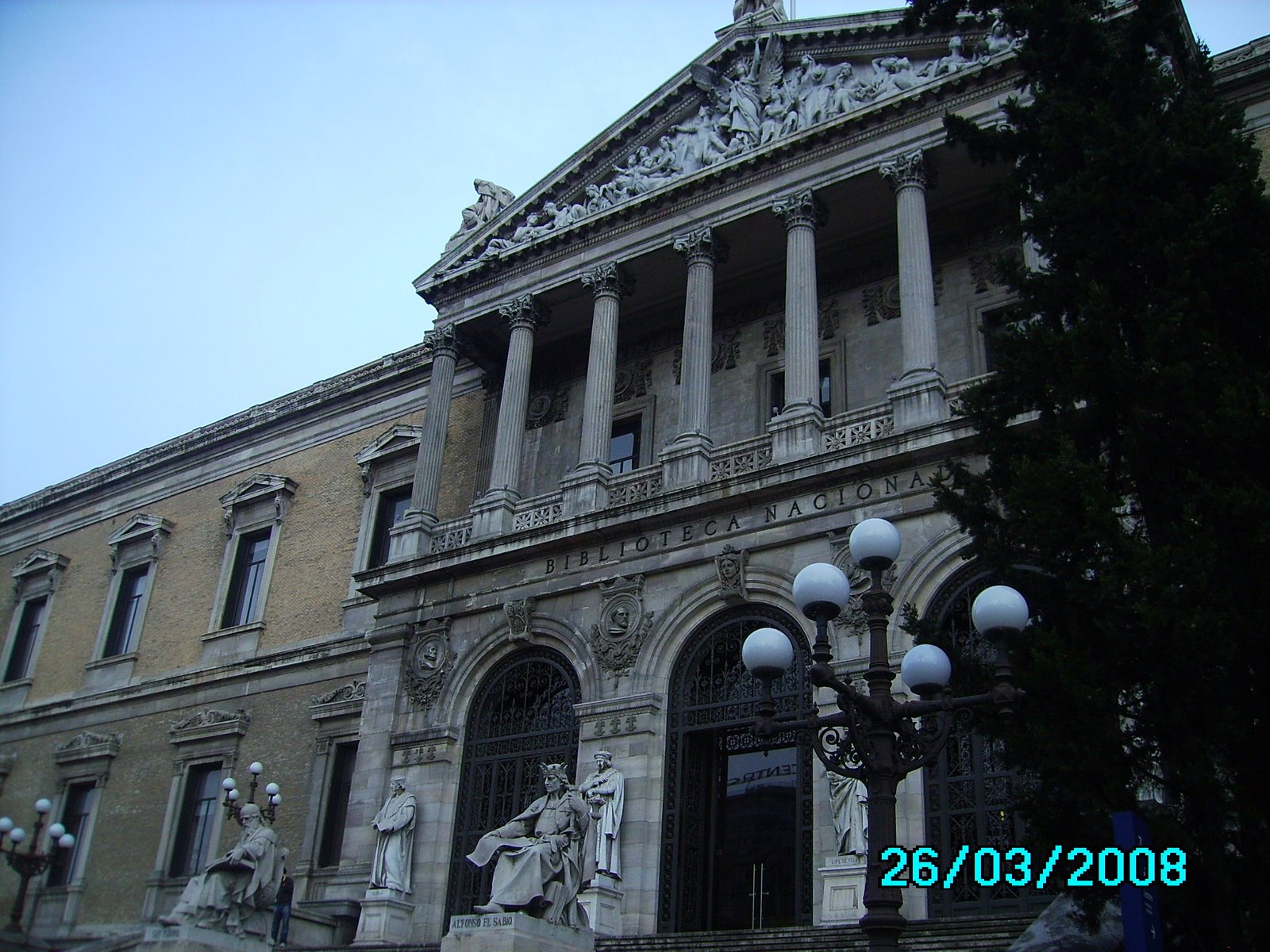 [IMG_0030.JPG]