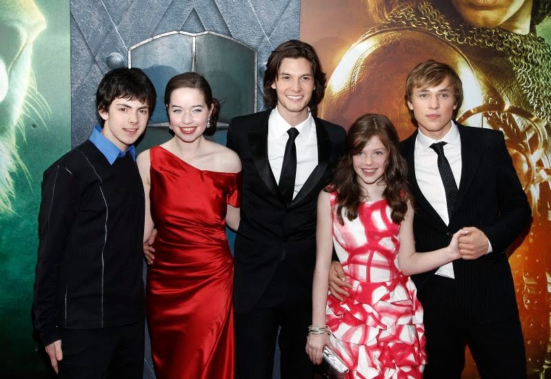 Ariesty’s Notes: My Idol ♥Skandar Keynes♥