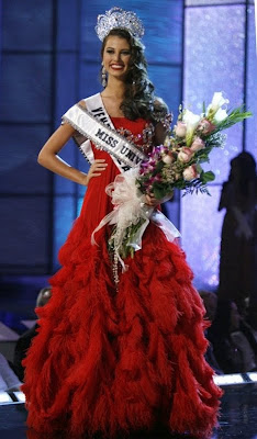 [Fotos] Stefania Fernández, Miss Universo 2009 Miss+universo+2009-004