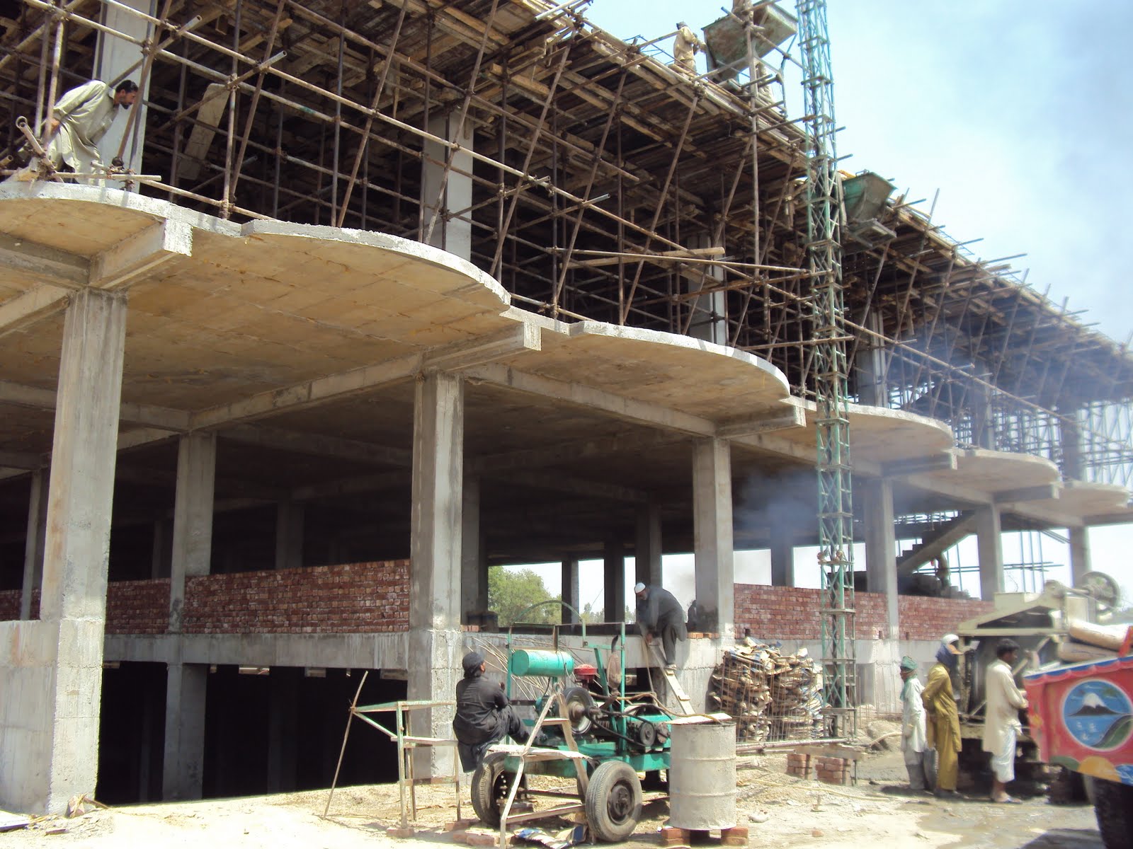 Iksa Construction Company Savour Food Factory Lahore