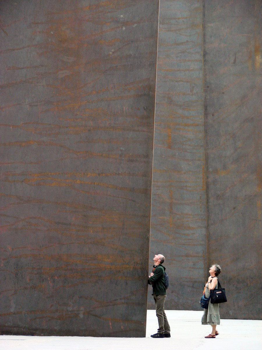 [20090505_serra_03.jpg]